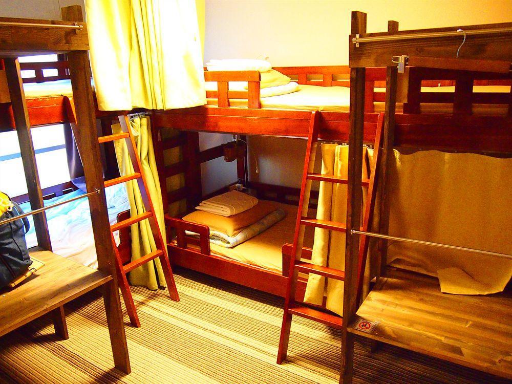 J-Hoppers Hiroshima Guesthouse Ngoại thất bức ảnh
