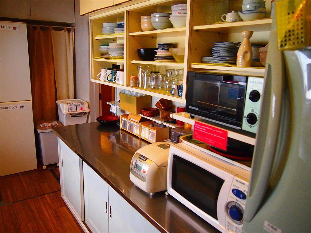 J-Hoppers Hiroshima Guesthouse Ngoại thất bức ảnh
