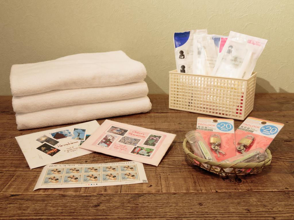 J-Hoppers Hiroshima Guesthouse Ngoại thất bức ảnh