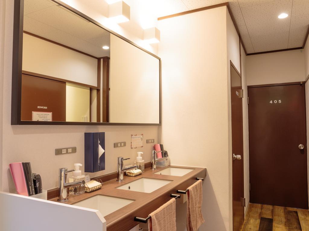 J-Hoppers Hiroshima Guesthouse Ngoại thất bức ảnh