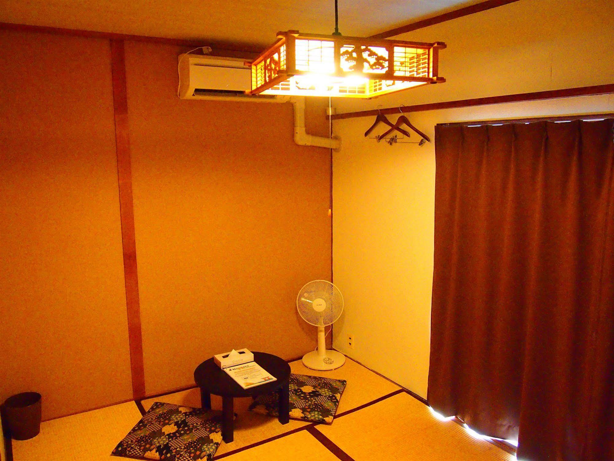 J-Hoppers Hiroshima Guesthouse Ngoại thất bức ảnh